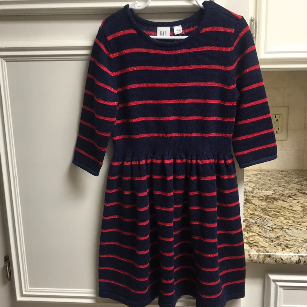 Girl’s dress